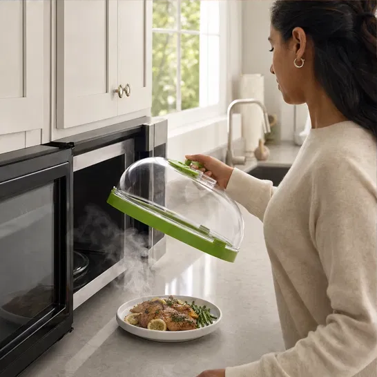 Steamora™ – Splatter-Free Microwave Cover with Steam Reservoir + 50% OFF