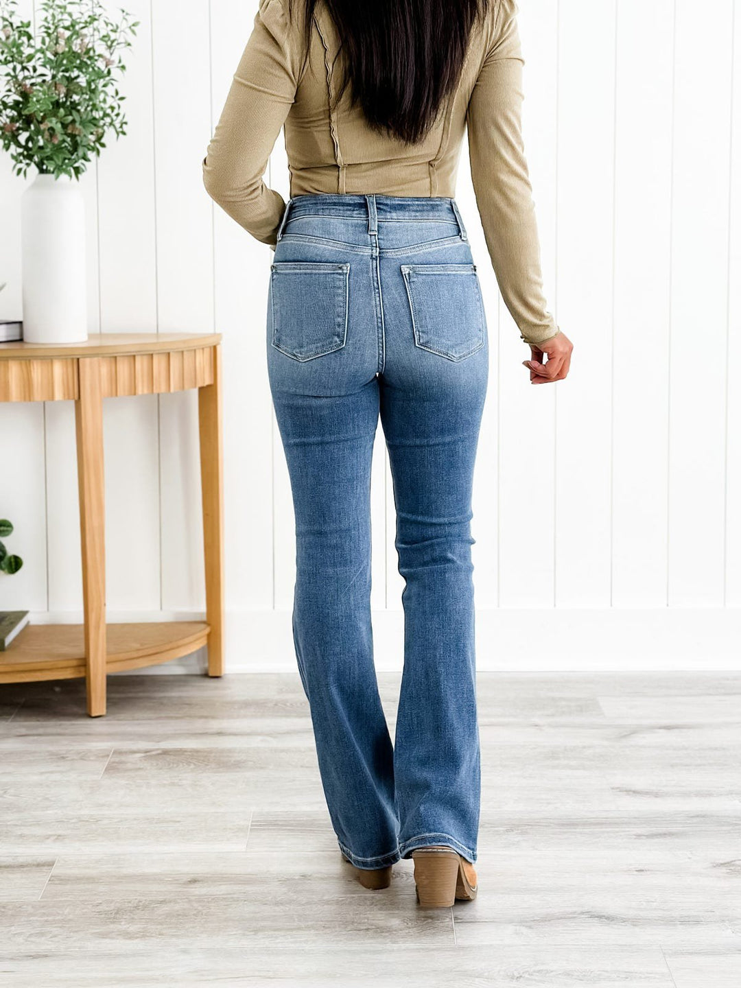 Curvelle™ – High-Stretch Tummy Control Bootcut Jeans + 50% OFF