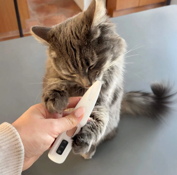 The AuraPaw Pet Trimmer — Stress-Free Grooming at Home + 50% OFF