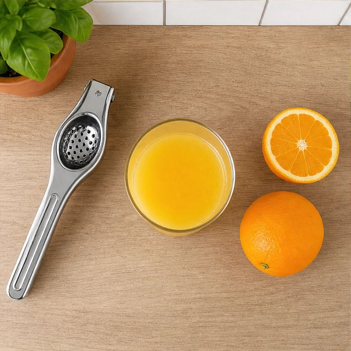 Zestwell™ – Stainless Steel Hand Press Citrus Squeezer for Lemons, Limes &amp; Oranges + 50% OFF
