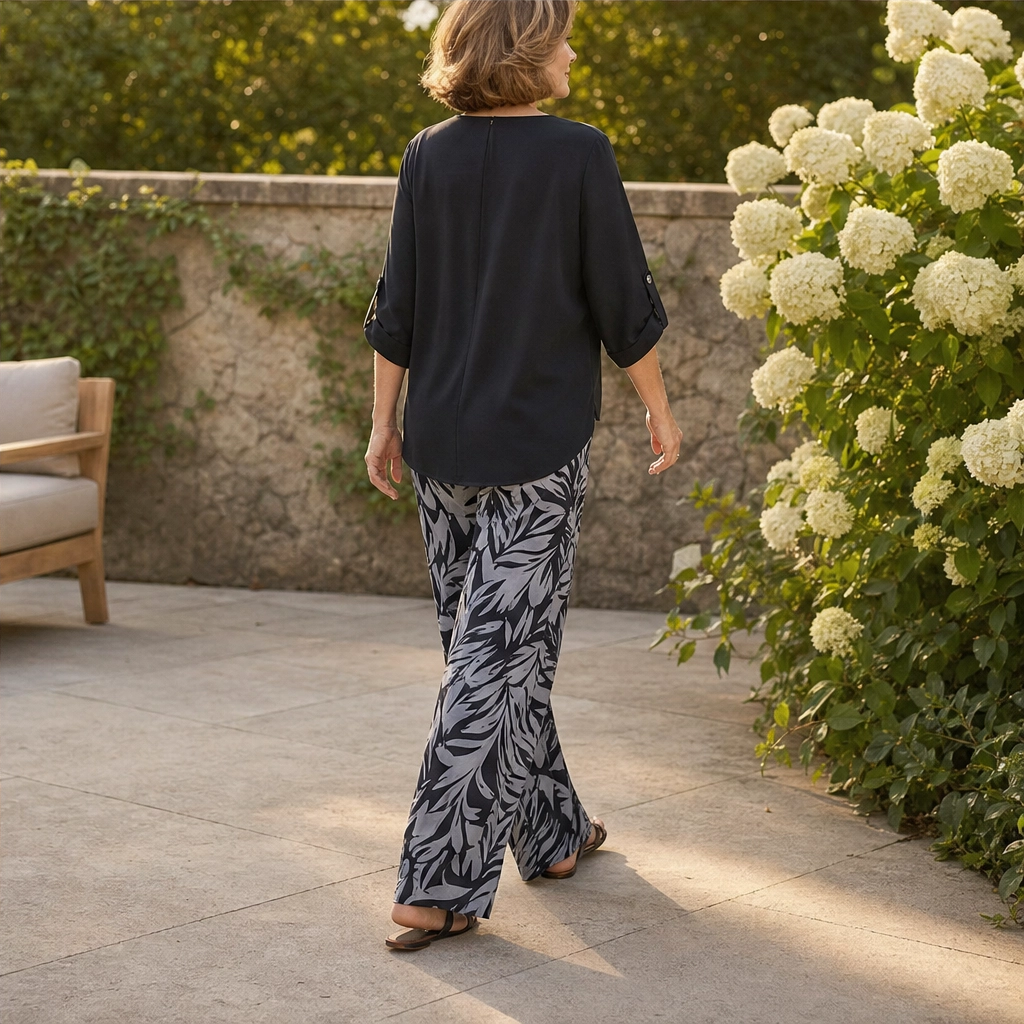 Marisola™ – Effortless V-Neck Blouse &amp; Wide-Leg Palm-Print Pants Set + 50% OFF