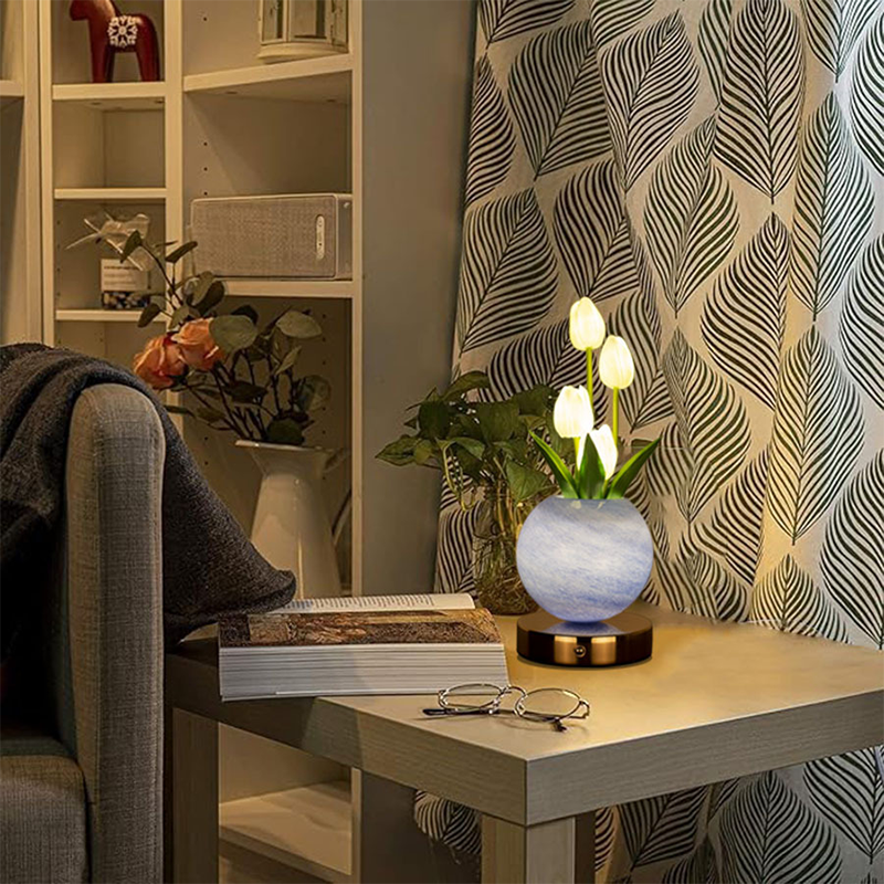 Petalune™ – Glass Globe Tulip Bouquet Night Light with Soft Warm Glow + 50% OFF