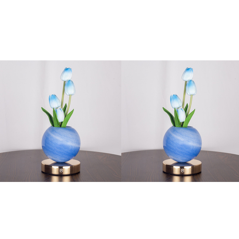 Petalune™ – Glass Globe Tulip Bouquet Night Light with Soft Warm Glow + 50% OFF